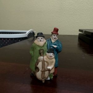Department 56 Heritage Village Accessory Christmas Carolers People Villagers